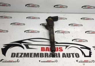 Injector Renault Kadjar / Mercedes A Class W169 / B Class W246 1.5 DCI Cod: 166006212R