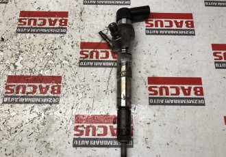 Injector Renault Kadjar / Mercedes A W176 / B W246 Dacia Sandero 2 1.5 DCI Cod : 166006212R