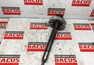 Injector Renault Master 3.0 dci cod 0445110880