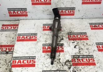 Injector Renault Megane 3 / Mercedes A Class W169 / B Class W246 1.5 DCI Cod : 166006212R / H8201100113