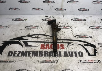 Injector Renault Megane 3 / Mercedes A Class W169 / B Class W246 1.5 DCI Cod : 166006212R / H8201100113