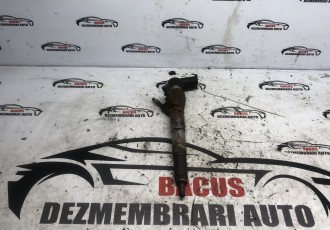 Injector Renault Megane 3 / Mercedes A Class W169 / B Class W246 1.5 DCI Cod : 166006212R / H8201100113