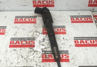 Injector Skoda Octavia 3 1.6 TDI CLH: 04L130277G, 0445110477