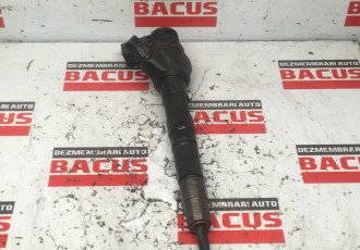 Injector Skoda Octavia 3 1.6 TDI CLH: 04L130277G, 0445110477