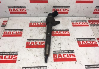 Injector Skoda Octavia 3 / Audi / Seat / VW 2.0Tdi Cod : 04L130277E / 0445110475