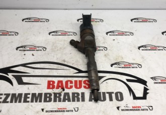Injector Suzuki Grand Vitara 1.9 DCI euro 5 cod produs: H82778396 0445110328	