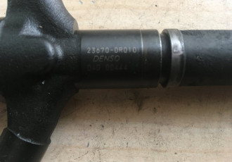 Injector Toyota Avensis 2.2 D4D 23670-0R010