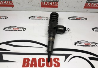 Injector Volkswagen Golf 5 cod: 0414720404 ; 03g130073g