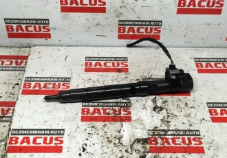 Injector Volkswagen Polo 6r 1.2 Cfw an 2011 CFW cod piesa 03P130277