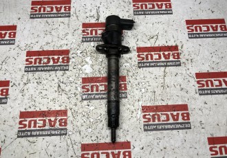 Injector Volvo XC90 / S80 2.4 Diesel  2000 - 2006 Cod : 0445110078 