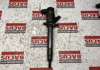 Injector Volvo XC90 / S80 2.4 Diesel 2000 - 2006 Cod : 0445110078