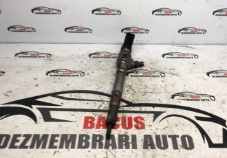 Injector VW Golf 6 / Skoda Octavia 2 / Passat B7 1.6 TDi 03L130277B