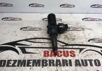 Injector VW Passat B6 1.9 TDi cod motor BLS cod- 038130073BN