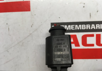 Injector VW Passat B6 cod: 8e0971992