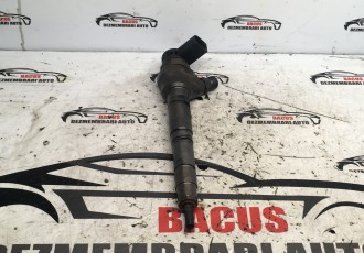 Injector VW Passat B7 / Golf 6 2.0 TDI Motor CFF Cod 03L130277J / 0445110369