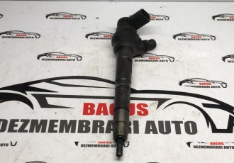 Injector VW Passat B7 / Golf 6 2.0 TDI Motor CFF Cod 03L130277J / 0445110369