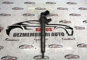 Injector VW Passat B7 / Golf 6 2.0 TDI Motor CFF Cod 03L130277J / 0445110369