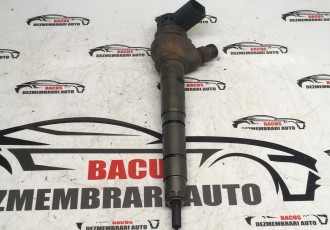 Injector VW Passat B7 / Skoda Octavia 2 - 2.0 TDI Cod 03L130277J / 0445110369