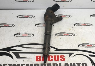 Injector VW Passat B7 / Skoda Octavia 2 - 2.0 TDI Cod 03L130277J / 0445110369	