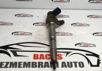 Injector Vw Passat B8 / Skoda Octavia 3 1.6 TDI Cod 04L130277AD - 0445110473