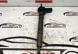 Injector VWW Golf, Passat, Tiguan, Passat , Audi A3, A4  - Skoda Octavia 2.0 TDI COD- 0445116029