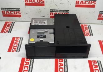 Interfata AMI CAN AUDI A4 B8 2008-2016 8T0035785A