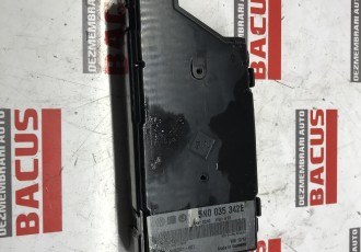 Interfata multimedia VW Passat B7 cod: 5n0035342e