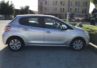Jante Peugeot 208 Hatchback 5 usi 1.2 benzina An Fabricatie 2013 km-192.000