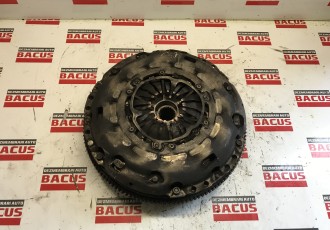 Kit Ambreaj Cu Volanta Vw Transporter T5 Motor 2.5 TDI