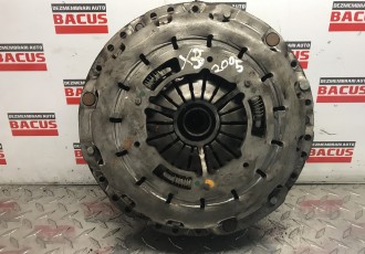 Kit Ambreiaj BMW X3 Motor 2.0 D Cod 124044010