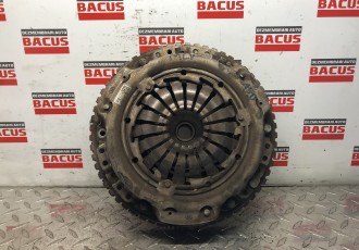 Kit Ambreiaj Cu Volanta Renault Clio 4 1.5 dci Cod 302050736R