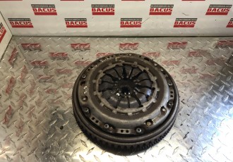 Kit Ambreiaj Si Volanta Nissan Juke / Renault Megane 3 -1.5 dci Euro 5 Cod : 302050418R