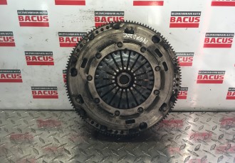 Kit ambreiaj VW Golf 7. 1.6 TDI. CLH, 6 viteze, an fabricație 2016,