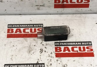 Lampa Ambientala Picioare Audi A6 C6 / Q5 / A4 B8 COD 4E0947415