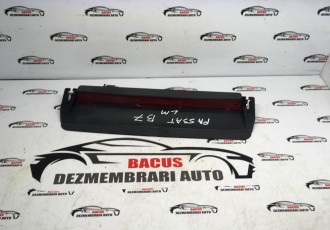 Lampa frana Passat B7 cod: 3c5945087