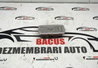 Lampa lumini interior Nissan X-TRAIL T31 2.0dci 150cp M9R 2009 pret/buc