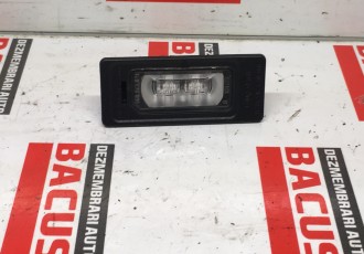 Lampa numar Audi Q5 cod: 4g0943021