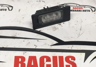 Lampa numar Audi Q5 cod: 4g0943021