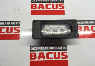 Lampa numar Audi Q5 cod: 4g0943021