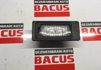 Lampa numar Audi Q5 cod: 4g0943021