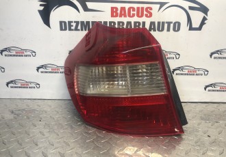 LAMPA STANGA SPATE BMW SERIA 1 E87 AN 2006 COD-692450112