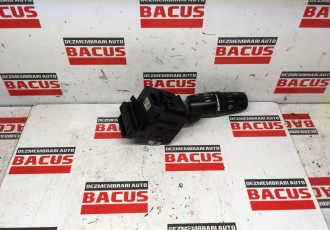 Maneta brat stergator semnalizare lumini Mazda 3  COD- KS04 17J409