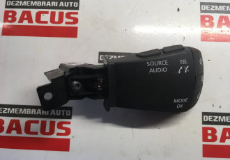 Maneta remote Dacia Duster cod: 255526831r