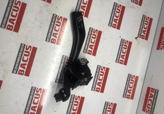 Maneta semnalizare VW Golf 5 1K0953513E 
