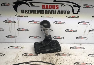 Manson +nuca schimbator S-tronic pt Audi A1 A3 A4L A5 A6L Q5 Q3 2011