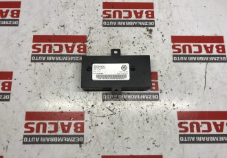 Modul Adaptor IPod VW Golf 5 / Touran / Passat B6 / Cod  000051444K