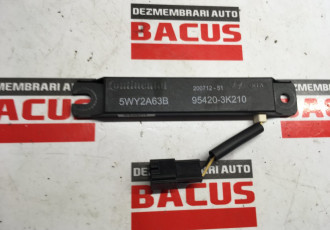 Modul antena Hyundai IX35 cod: 95420 3k210