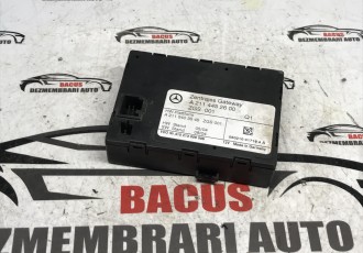 Modul inchidere centralizata Modul Inchidere Centralizata Mercedes E Class W211 A2114452600
