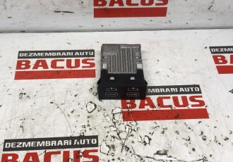 Modul port usb type C BMW SERIA1 F40 AN -2020 cod 8711938