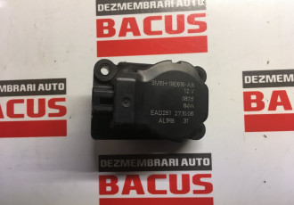 Motoras aeroterma Ford Focus 2 cod: 3m5h 19e616 ab